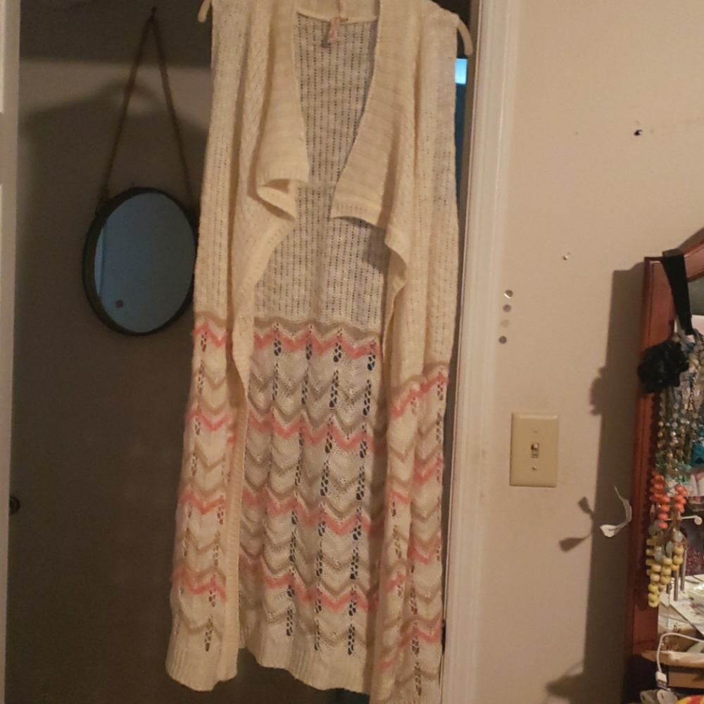 Red Camel Sleeveless Duster Size M